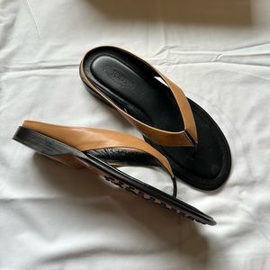 Tod’s black and brown leather summer sandals